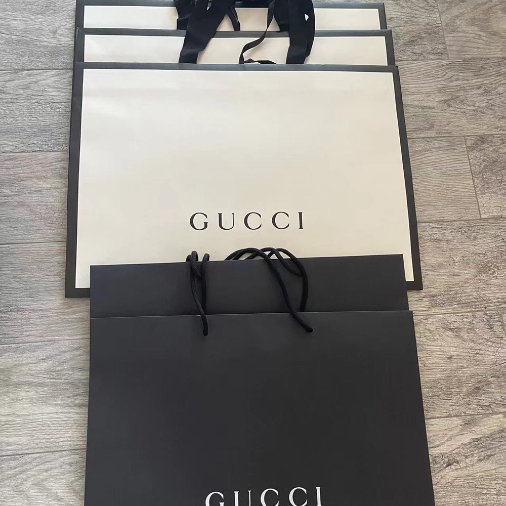 Gucci shopping bags